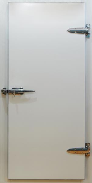 Semi-insulation hinged door